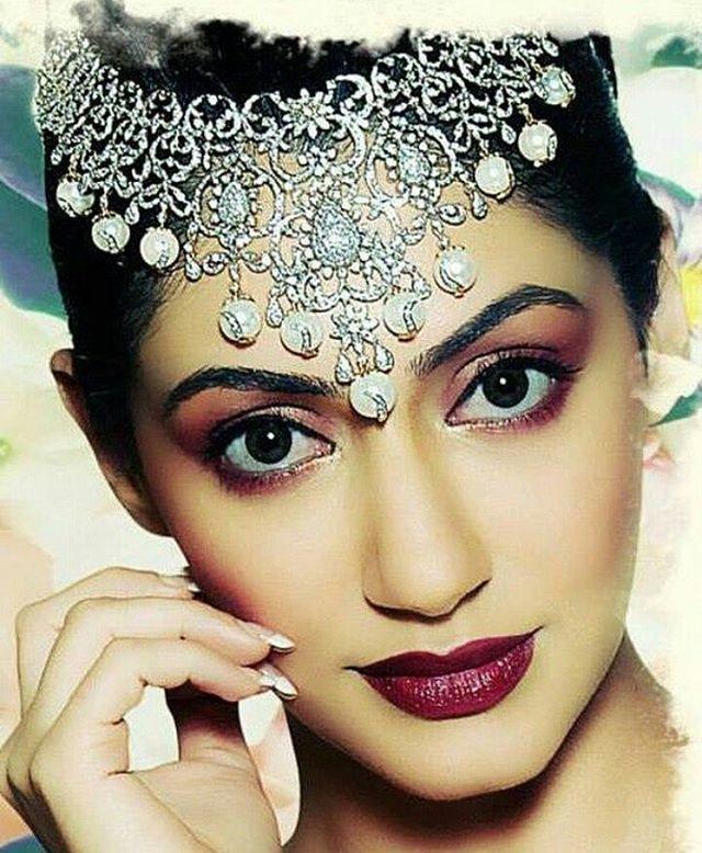 Reyhna Malhotra Unseen Photos Hot Pics Wallpapers HD Images