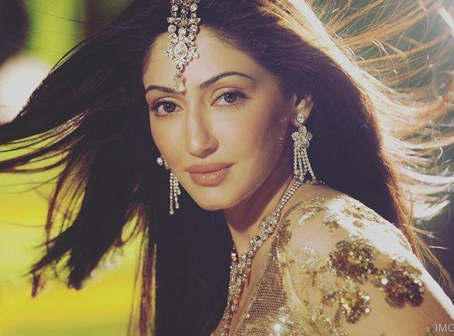 Reyhna Malhotra Unseen Photos Hot Pics Wallpapers HD Images