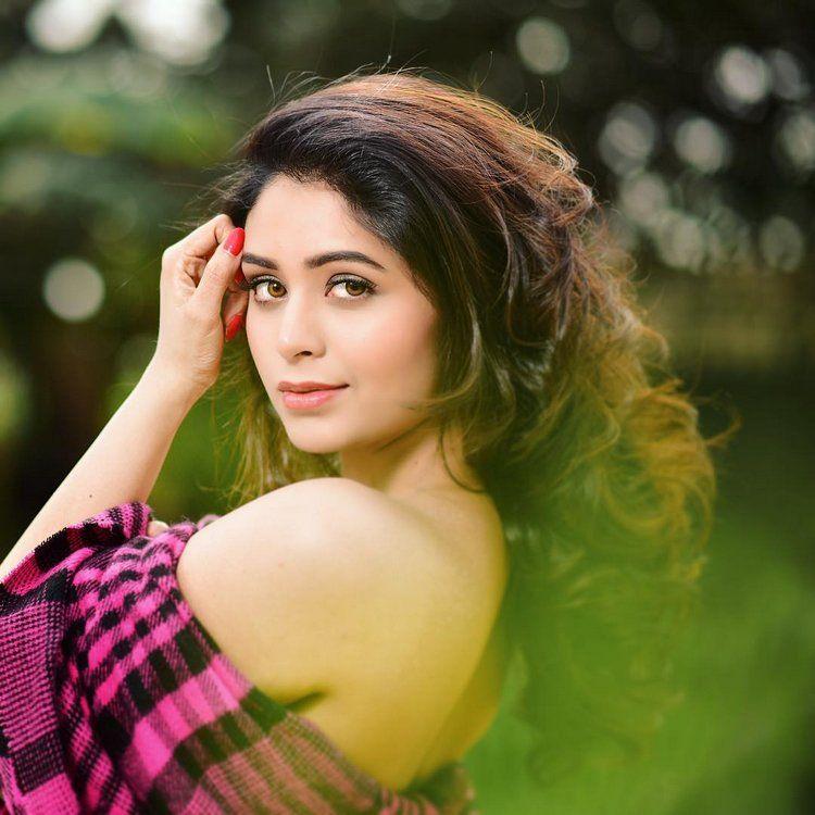 Ritabhari Chakraborty Hot Pics