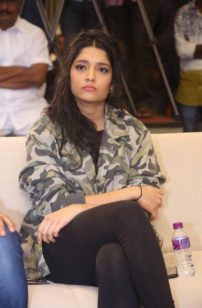 Ritika Singh Stills At Guru Theatrical Trailer Launch