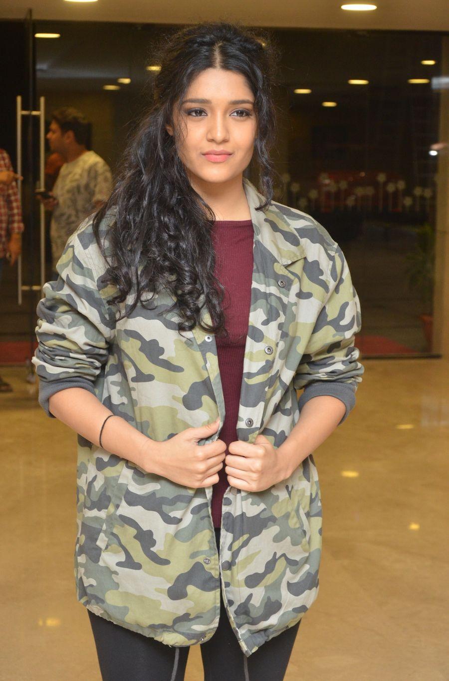 Ritika Singh Stills At Guru Theatrical Trailer Launch