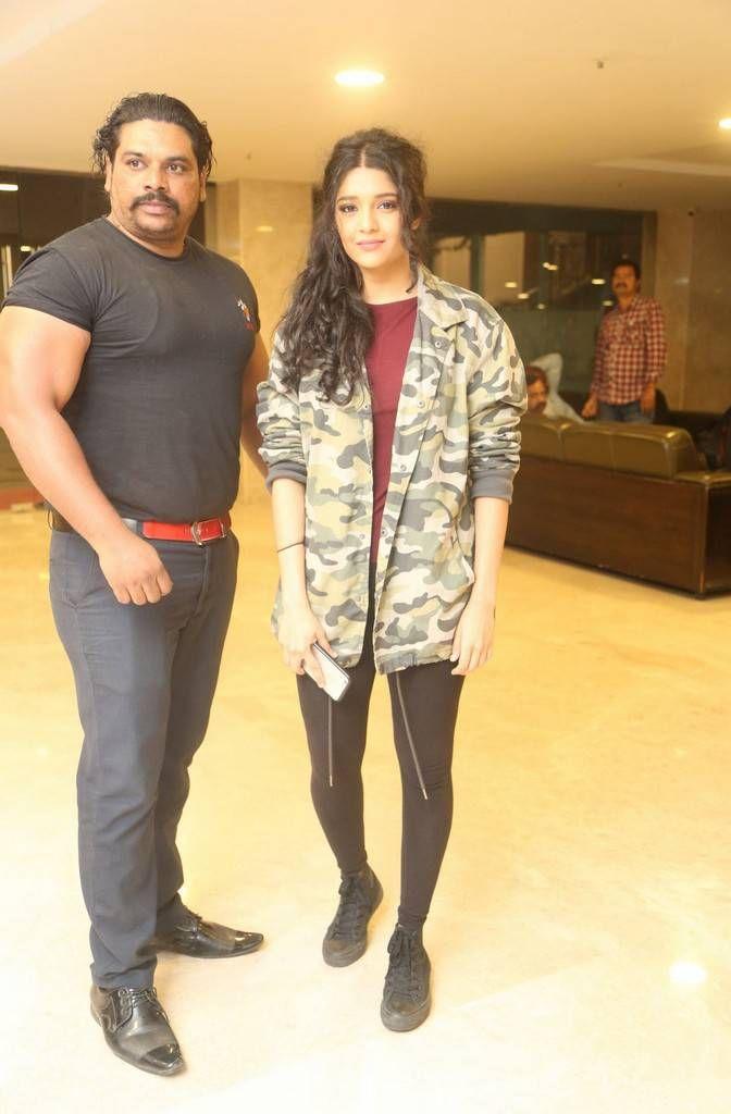 Ritika Singh Stills At Guru Theatrical Trailer Launch