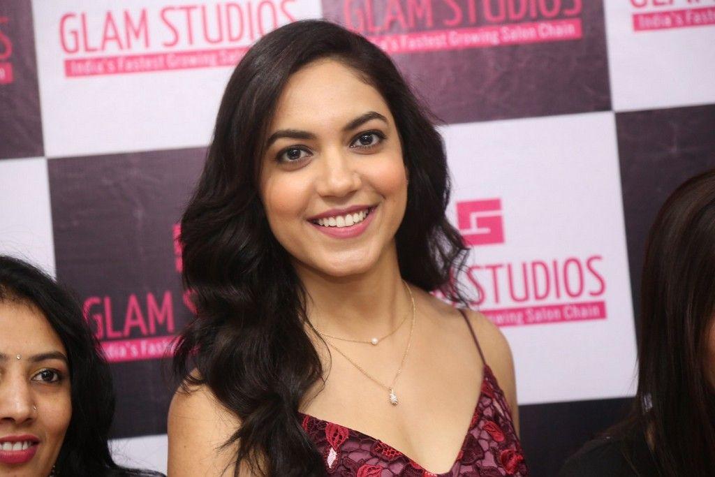 Ritu Varma Stills At Glam Salon Launch