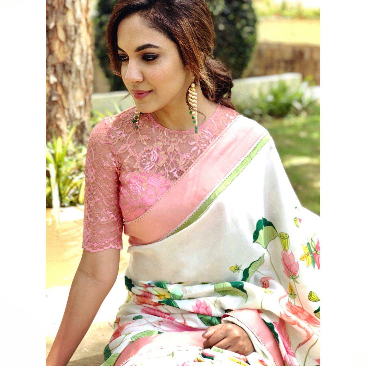 Ritu Varma looks absolutely beautiful in a designer saree