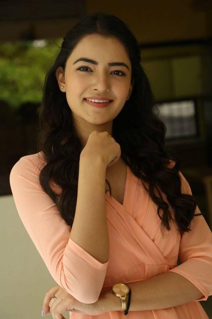 Rukshar Mir Stills At Aakatayi Movie Interview