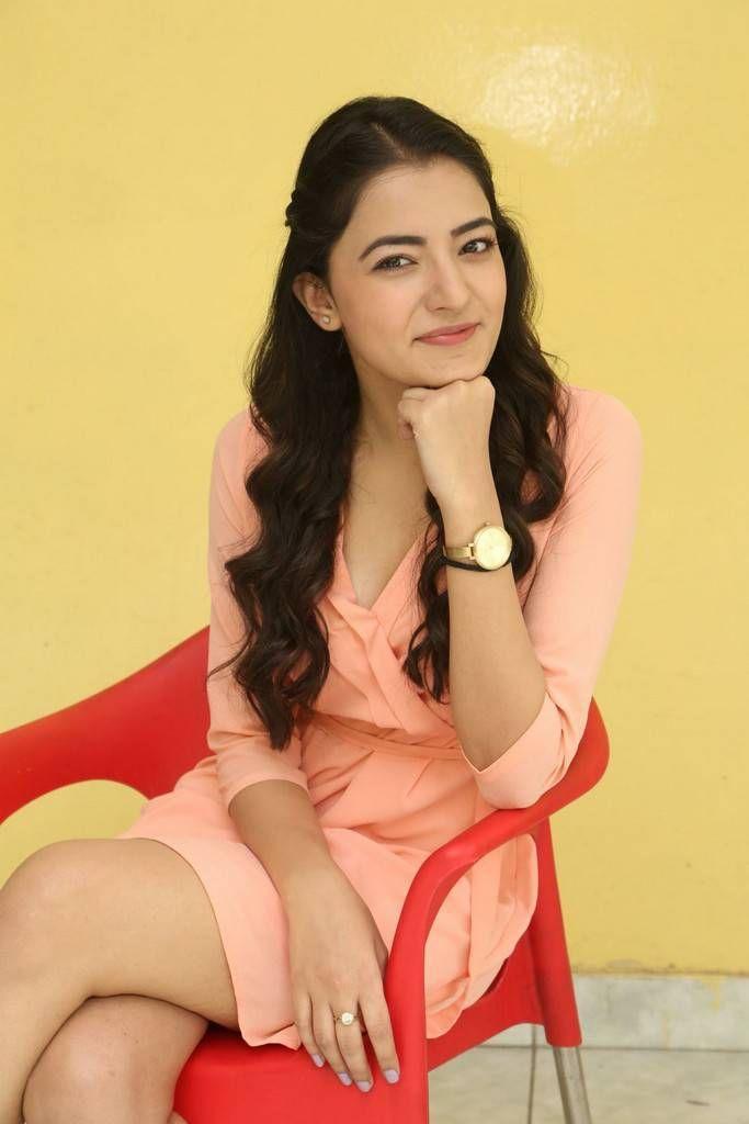 Rukshar Mir Stills At Aakatayi Movie Interview