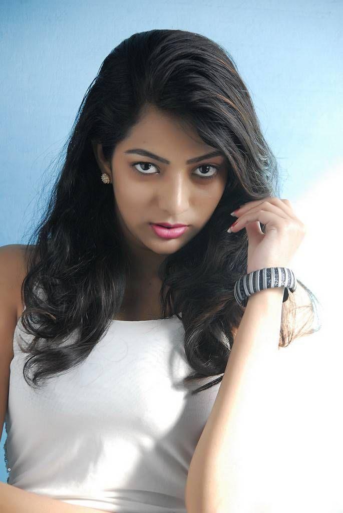 Saara Deva Latest Stills From Boom Boom Kaalai Movie