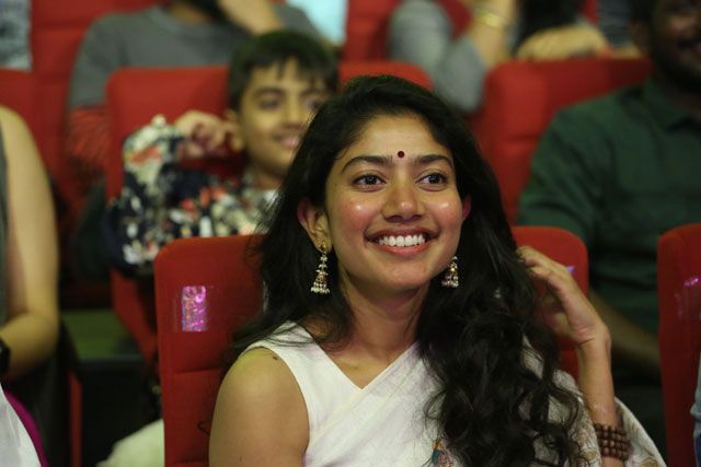 Sai Pallavi at Padi Padi Leche Manasu Pre Release Event Photos