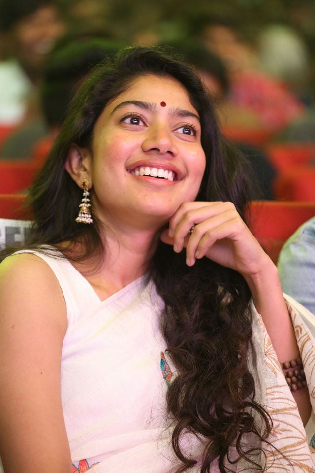 Sai Pallavi at Padi Padi Leche Manasu Pre Release Event Photos