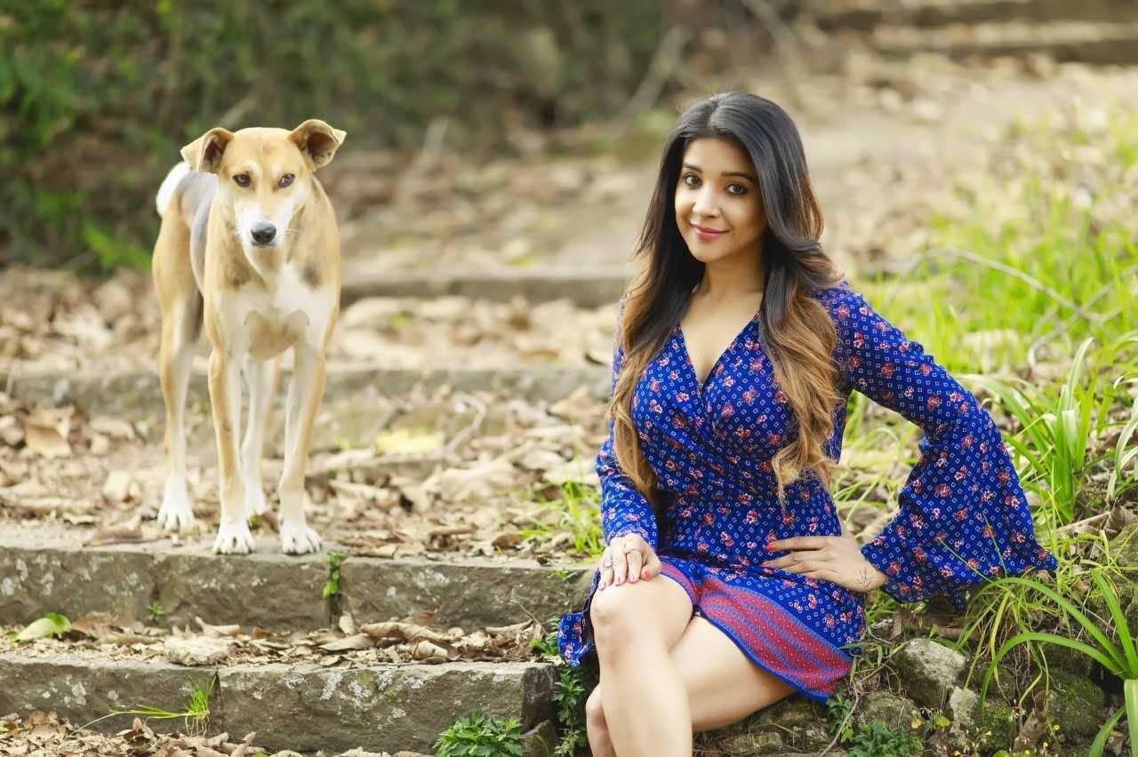 Sakshi Agarwal latest HD Pics