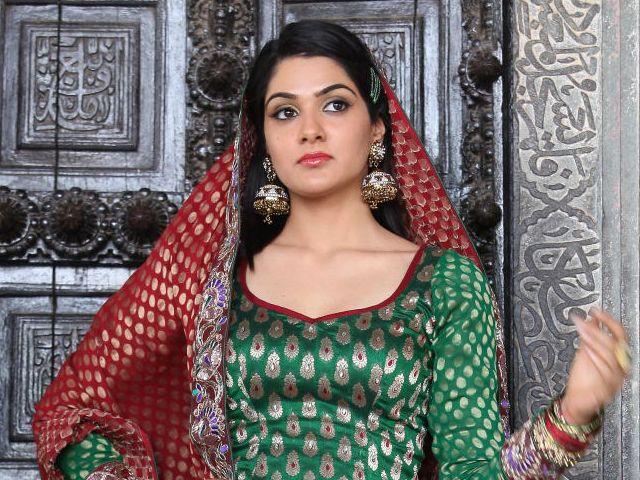 Sakshi Chowdary HOT & SEXY Close Up Wallpapers