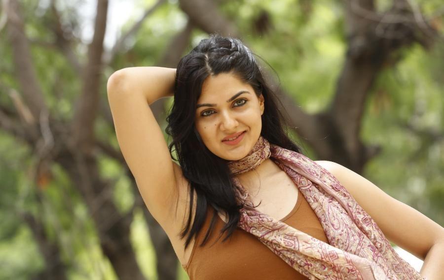 Sakshi Chowdary HOT & SEXY Close Up Wallpapers