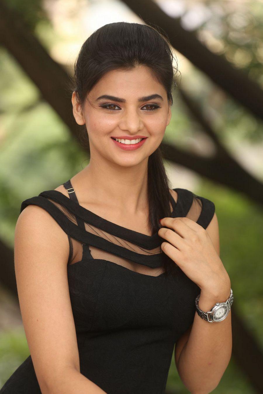 Sakshi Chowdary Latest Sexy Stills