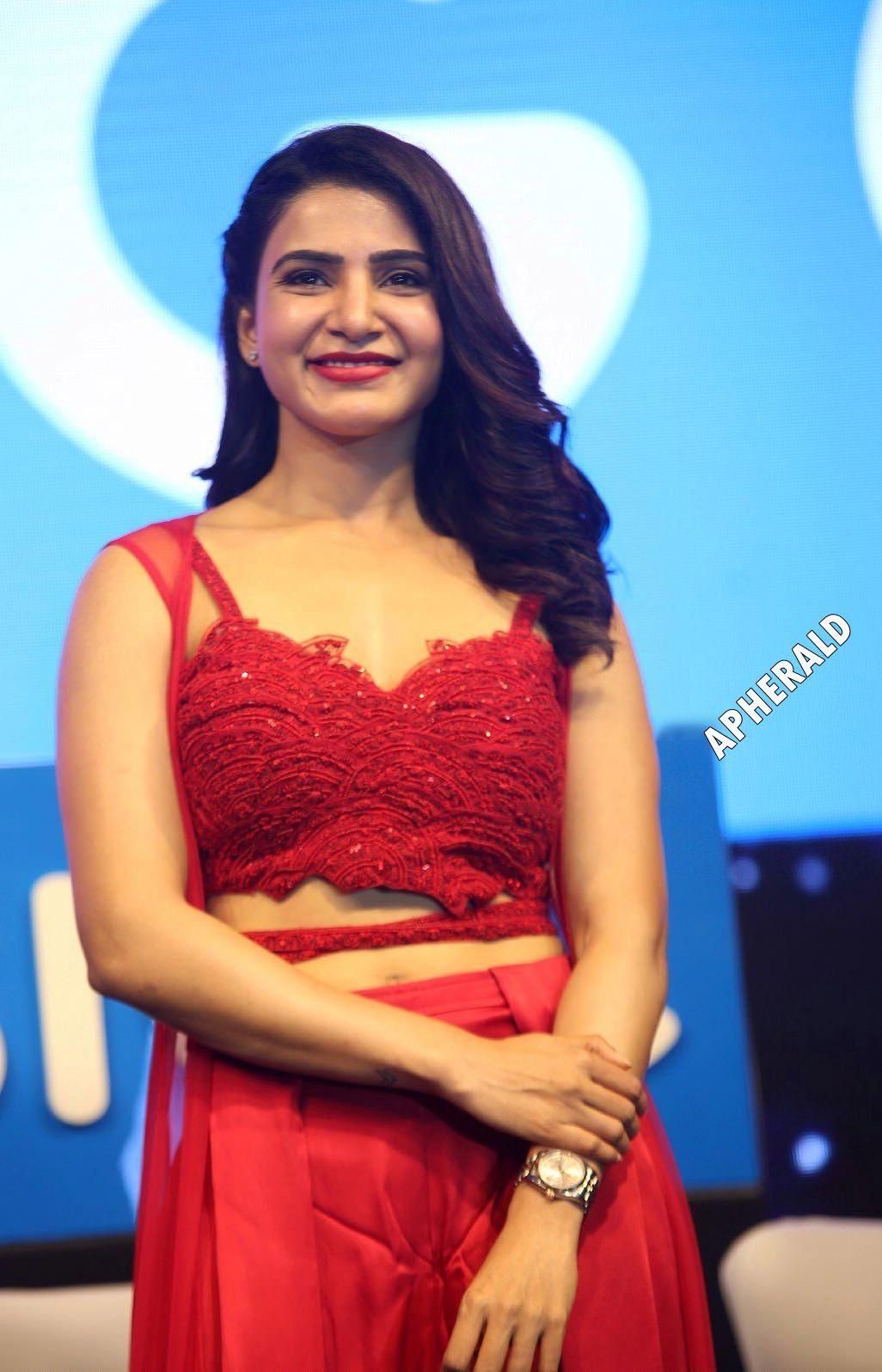 Samantha Akkineni Gorgeous Looking Photos Stills