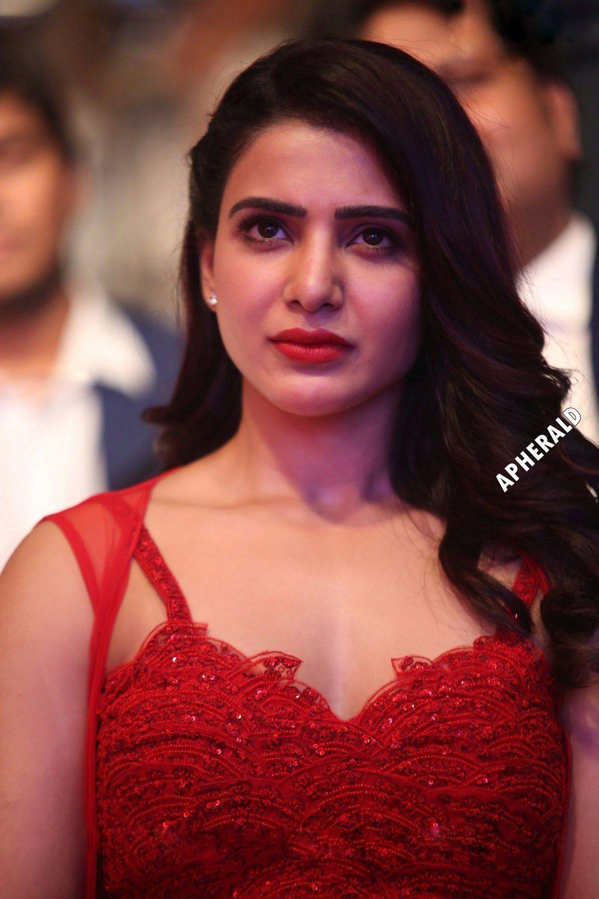Samantha Akkineni Gorgeous Looking Photos Stills