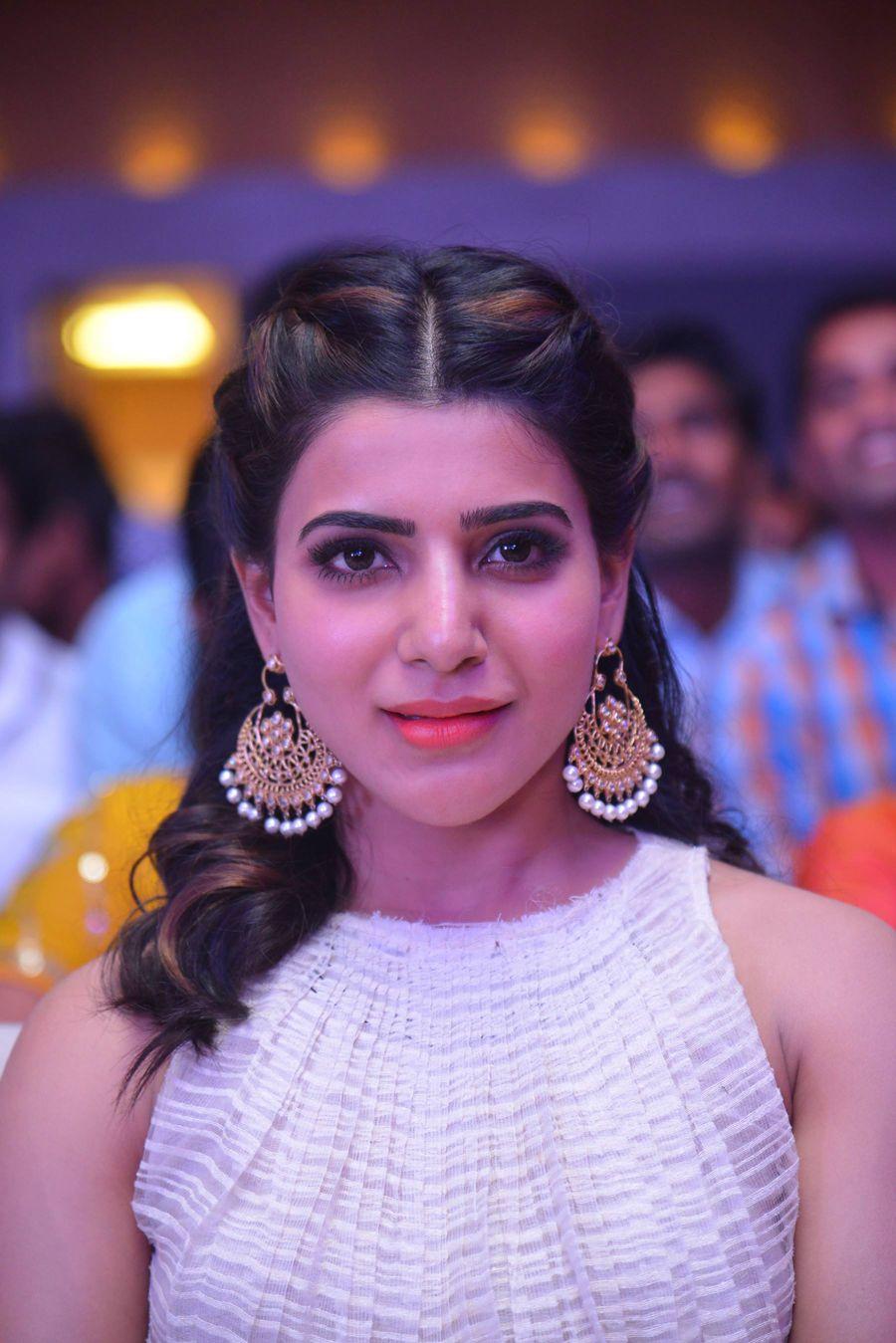 Samantha Latest Stills at Jewellery Expo