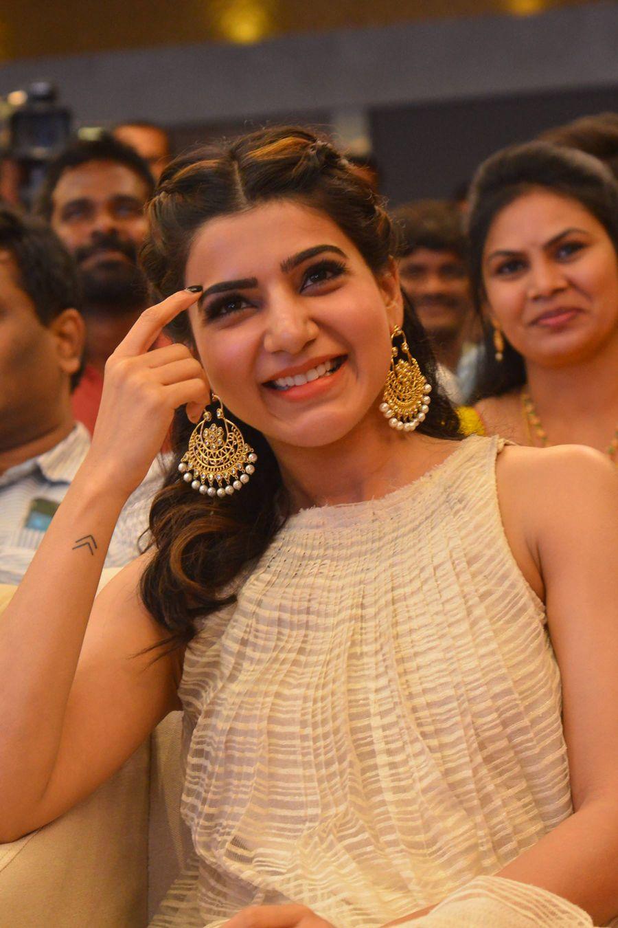 Samantha Latest Stills at Jewellery Expo