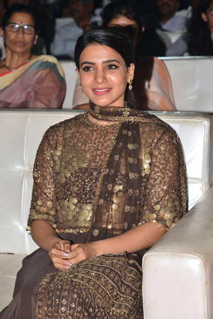 Samantha Stills at Rangasthalam Pre Release Event