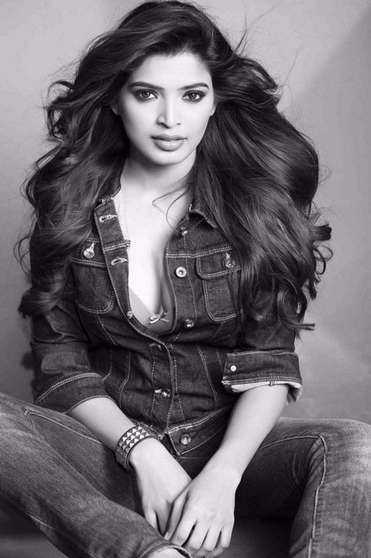 Sanchita Shetty Recent Images & Pics