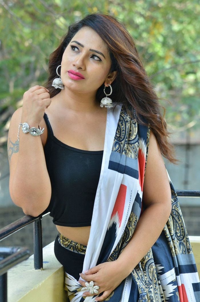 Sanjana Naidu Latest Hot Stills