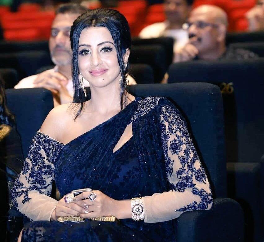 Sanjjana Galrani looking stylish and stunning at SIIMA Awards 2018
