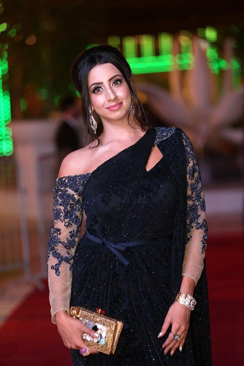 Sanjjana Galrani looking stylish and stunning at SIIMA Awards 2018