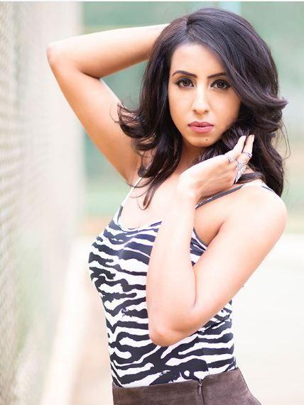Sanjjanaa Galrani looks stunning in her latest photoshoot