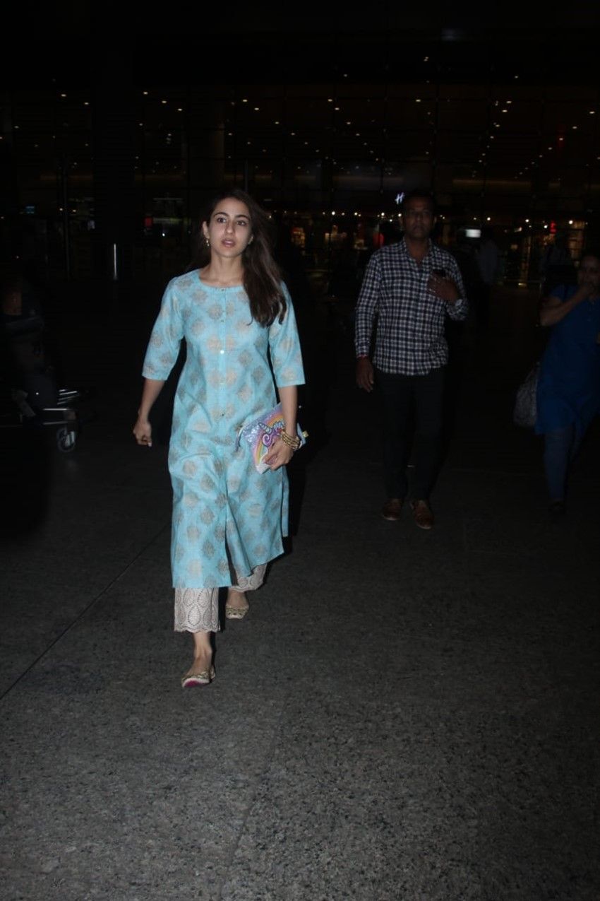 Sara Ali Khan Photos