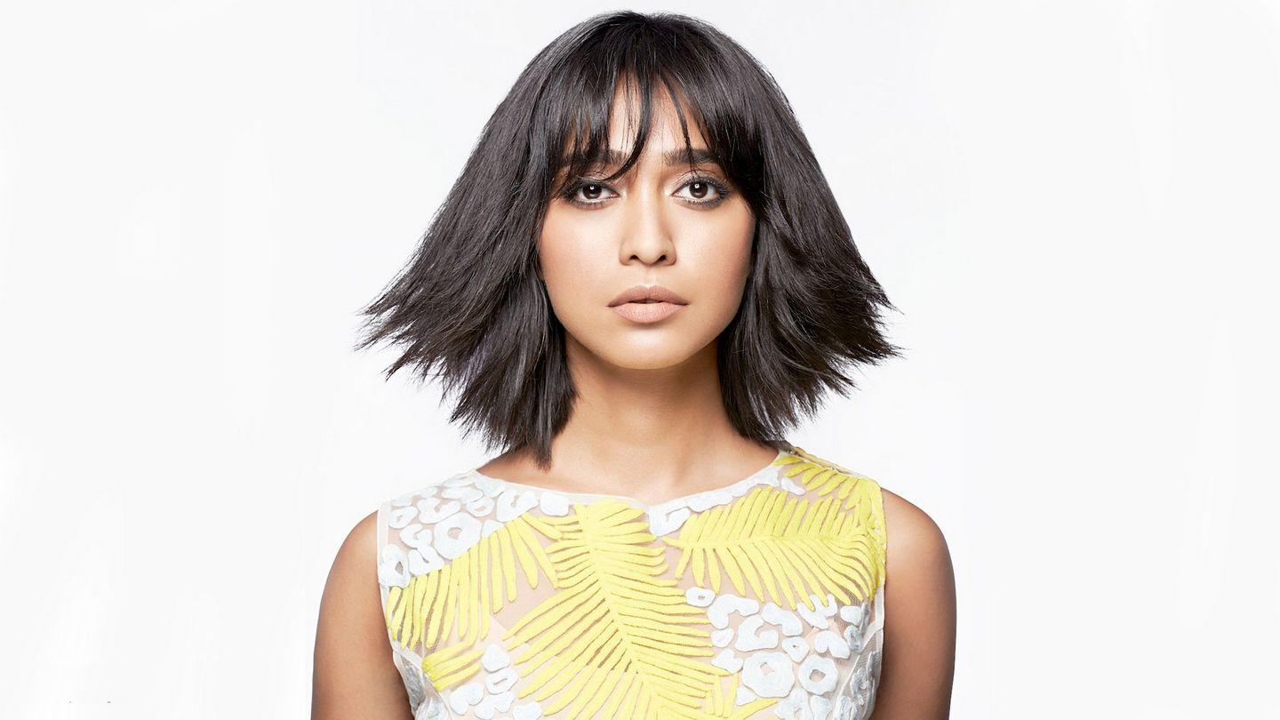 Sayani Gupta Hot Wallpapers In HD