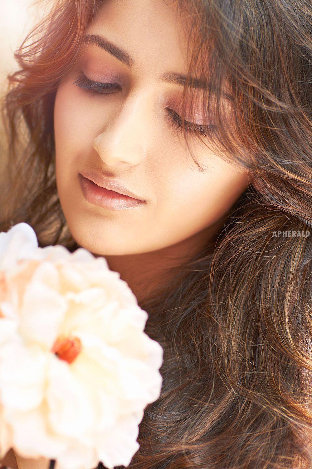 Sayesha Saigal Latest HD Photoshoot Stills 2017