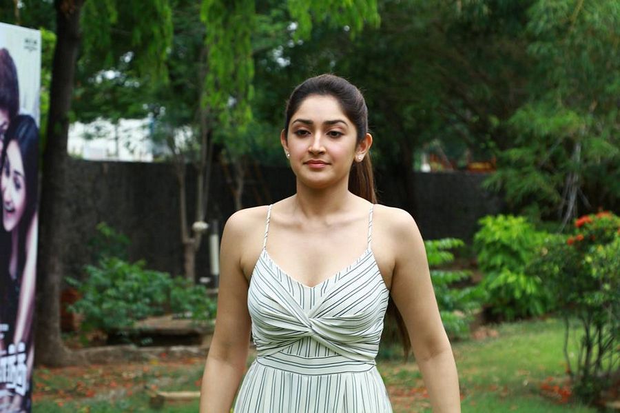 Sayesha Saigal Latest Images