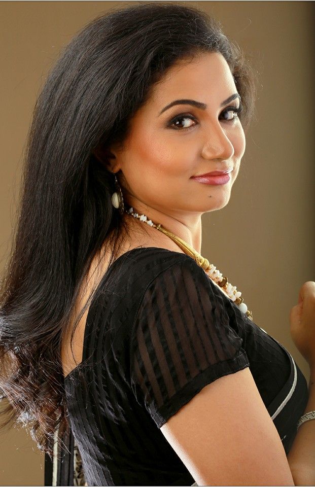 Sheelu Abraham Photos