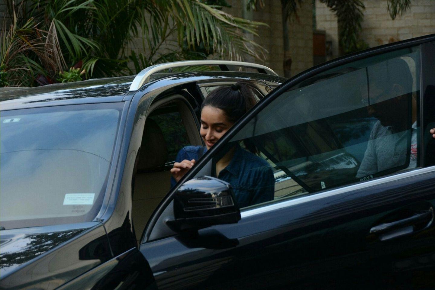 Shraddha Kapoor spotted outside 'Saaho' shooting spot in Mumbai