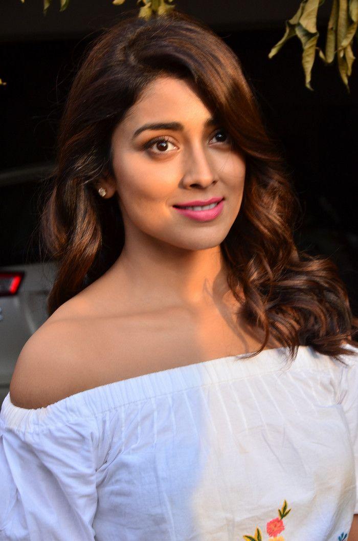 Shriya Saran Latest Photo Stills 2017
