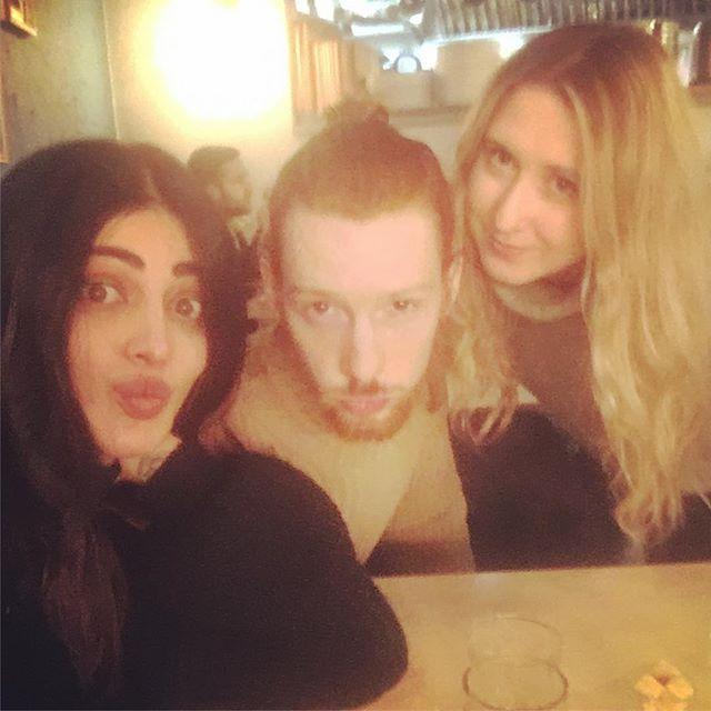 Shruti Haasan Latest Unseen Photos Gallery