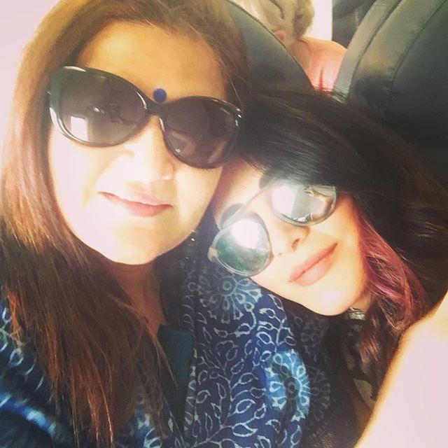 Shruti Haasan Latest Unseen Photos Gallery