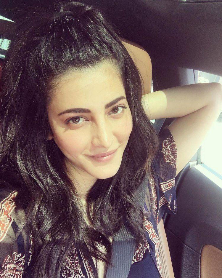 Shruti Haasan Latest Unseen Photos Gallery