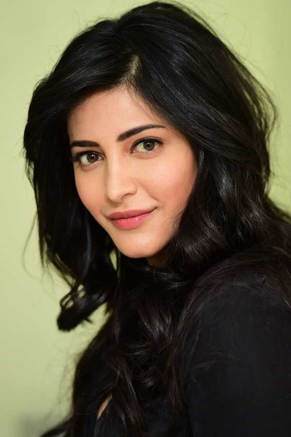 Shruti Hassan Gallery
