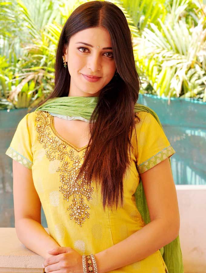 Shruti Hassan Gallery