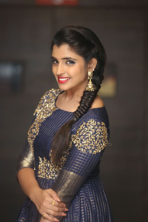 Shyamala New HD Latest Photos