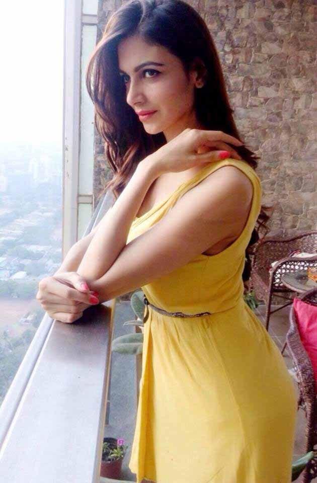 Simran Kaur Mundi Actress Hot HD Pics Gallery
