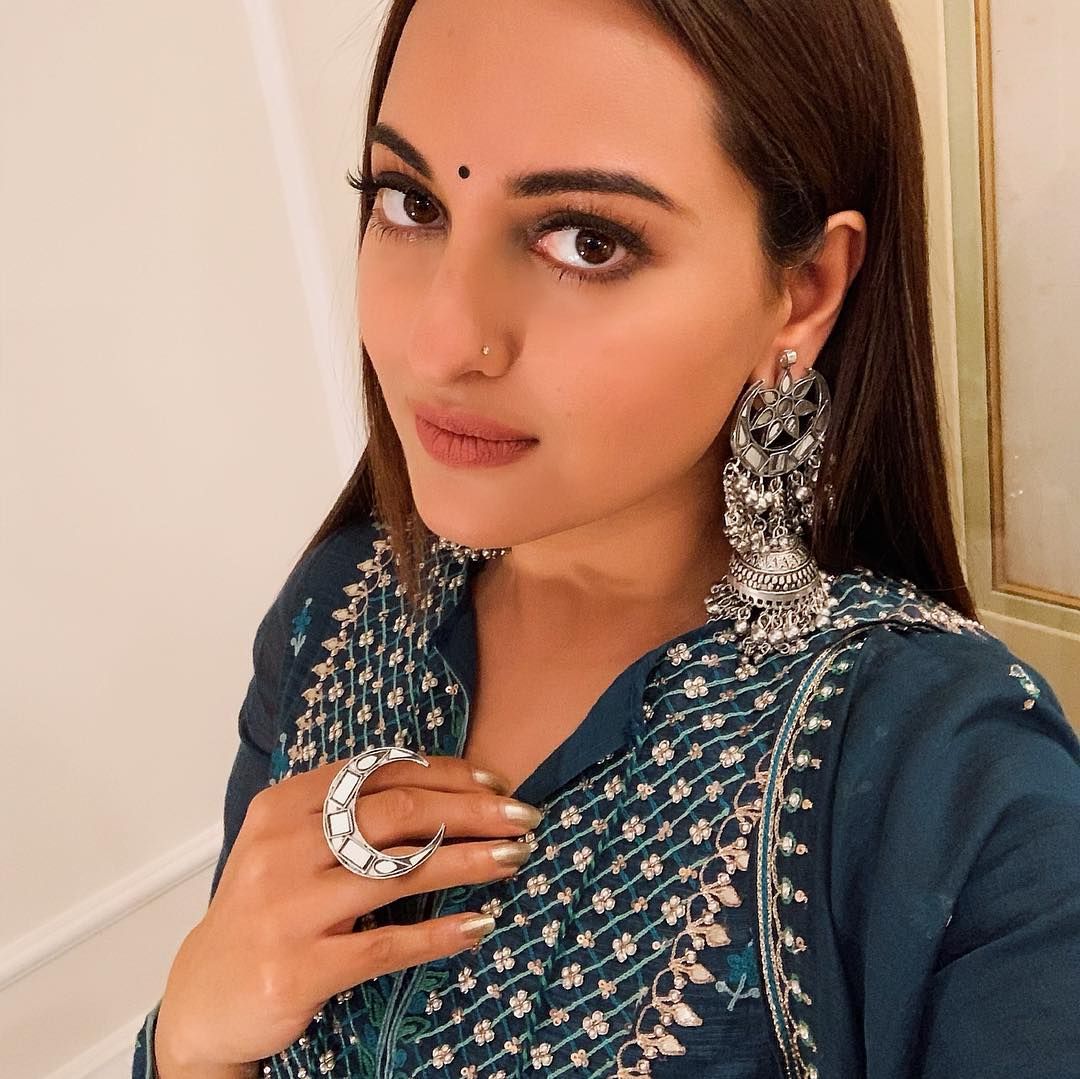 Sonakshi Latests Pictures