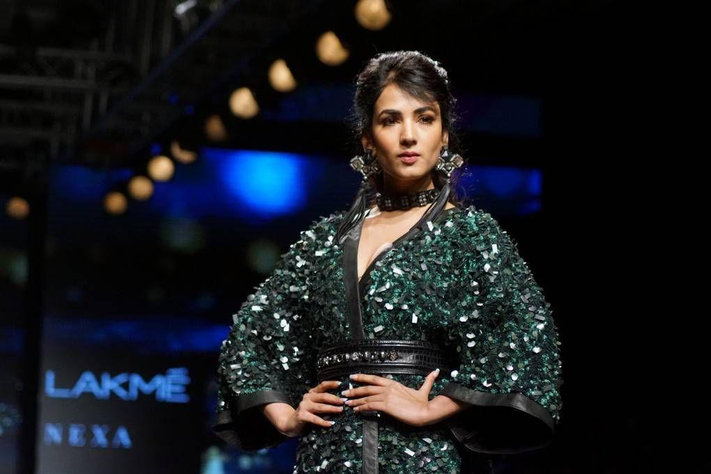 Sonal Chauhan Ramp Walk Stills At LFW Winter 2017