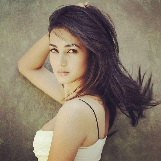 Sonali Chauhan Photo Shoot Stills