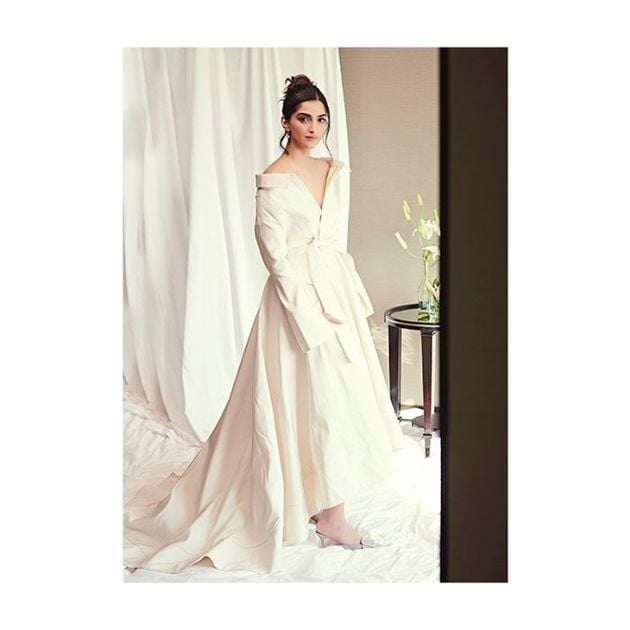 Sonam Kapoor HD Photos