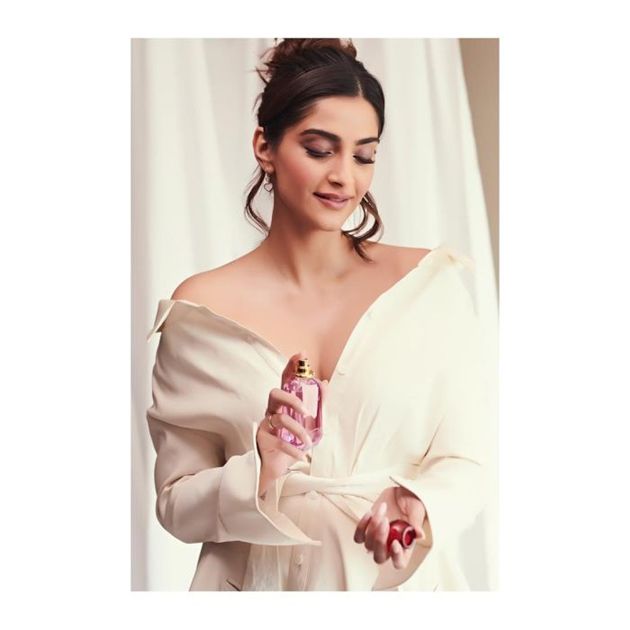 Sonam Kapoor HD Photos