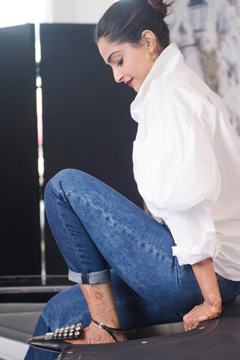 Sonam Kapoor Latest Photo Stills 2018