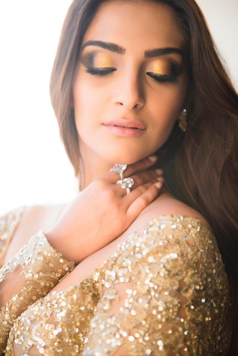 Sonam Kapoor Latest Photo Stills 2018