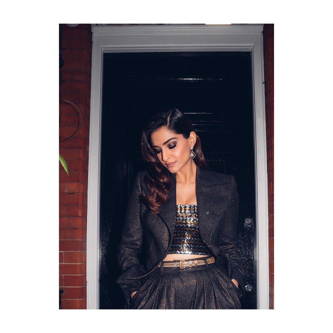 Sonam Kapoor Latest Photoshoot Images