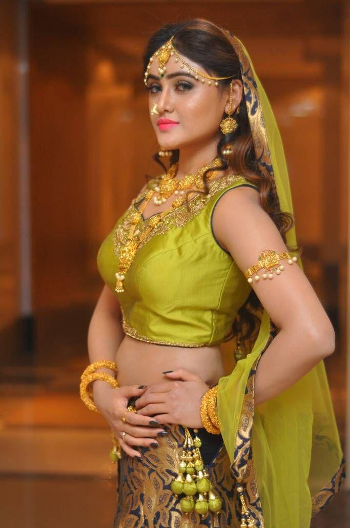 Sony Charishta Stills At Khwaaish Bridal Exhibition Launch